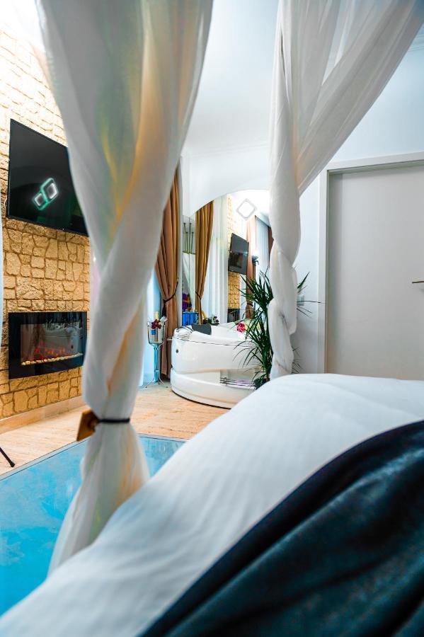 Puzzle Apartaments&Studios Craiova Exteriér fotografie